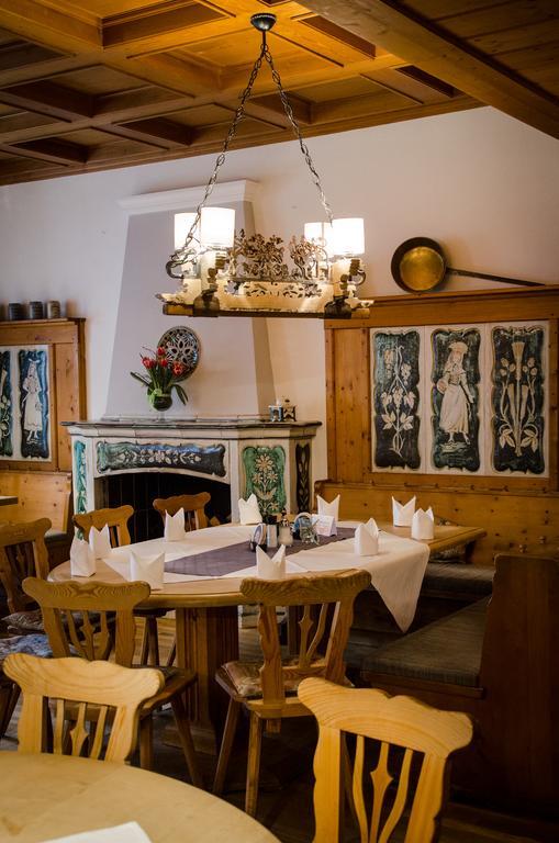 Hotel Blaue Traube ชอนเกา ภายนอก รูปภาพ