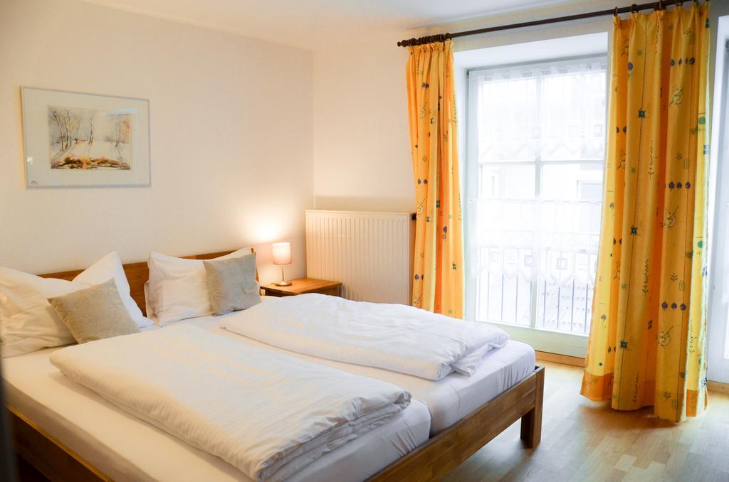 Hotel Blaue Traube ชอนเกา ภายนอก รูปภาพ